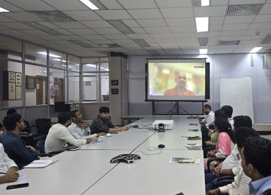 Participants attending the session both virtually and offline, engaging in discussions 